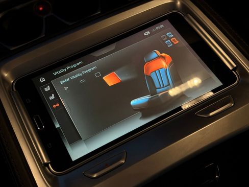 Used 2018 BMW M760i xDrive AWD/4WD image 67