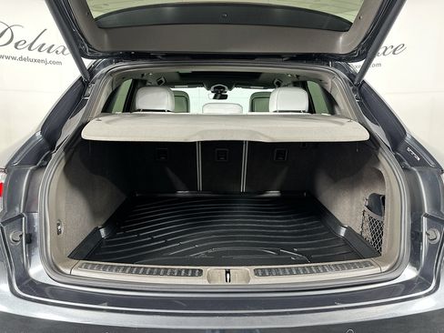 Used 2021 Porsche Macan S AWD/4WD image 25