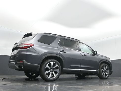 Used 2023 Honda Pilot Elite image 23