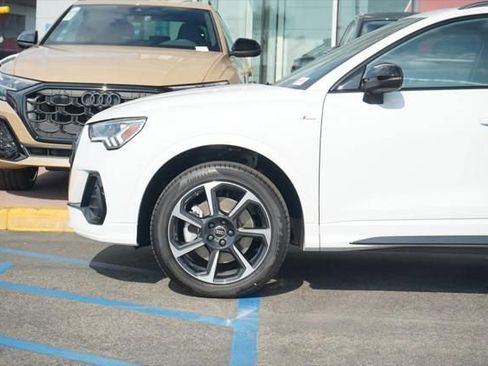 New 2025 Audi Q3 2.0T Premium Plus image 2