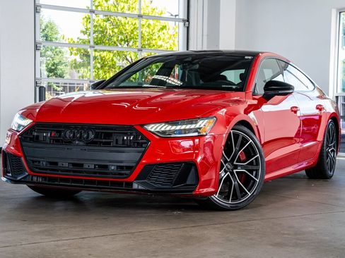 Used 2022 Audi S7 Prestige w/ Prestige Package image 2