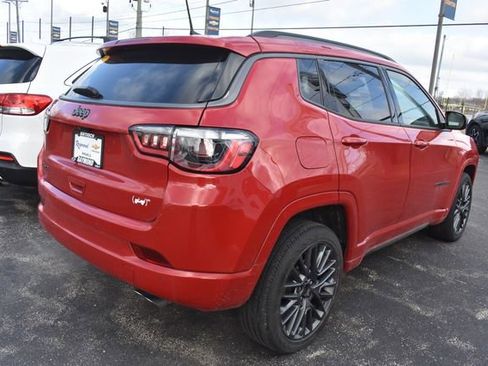 Used 2022 Jeep Compass Limited image 3