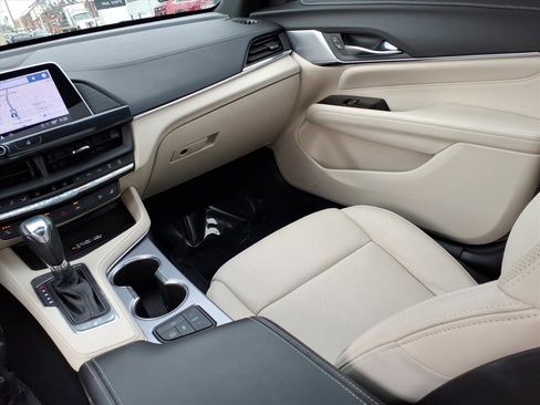 Certified 2023 Cadillac CT4 Premium Luxury image 18