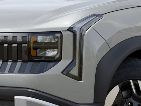 New 2027 Kia Seltos LX FWD image 24