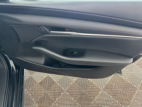 Certified 2025 MAZDA MAZDA3 s Sport FWD image 19
