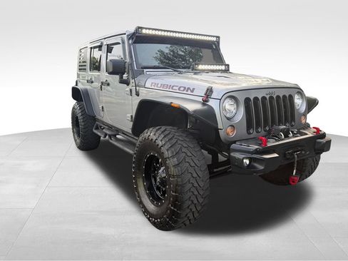 Used 2017 Jeep Wrangler Unlimited Rubicon AWD/4WD image 9