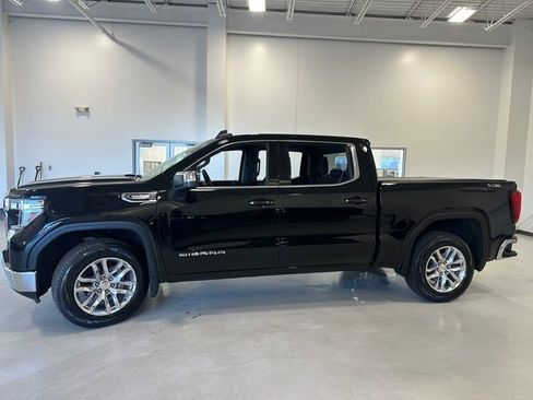 Used 2021 GMC Sierra 1500 SLE w/ X31 Off-Road Package image 14