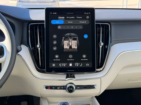 New 2026 Volvo XC60 T8 Ultra w/ Protection Package Premier image 12