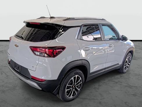 New 2026 Chevrolet TrailBlazer LT w/ Convenience Package FWD image 14