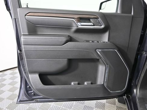 Used 2024 Chevrolet Silverado 1500 RST image 18