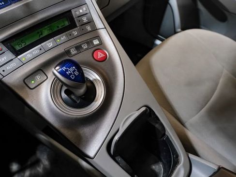 Used 2012 Toyota Prius Two image 26