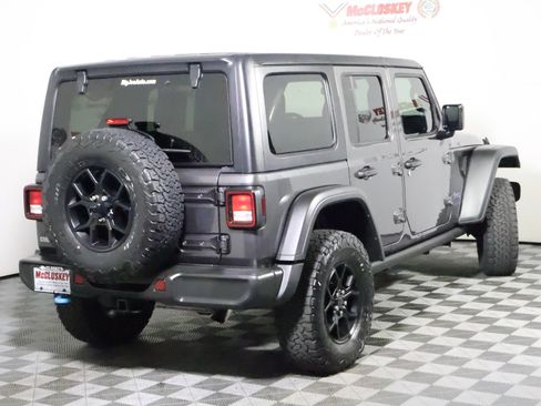 Used 2024 Jeep Wrangler Unlimited AWD/4WD image 5