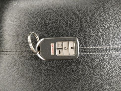 Used 2017 Honda Accord EX-L image 32