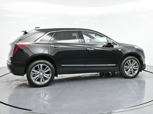 Certified 2025 Cadillac XT5 Premium Luxury image 8