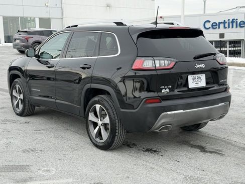 Used 2019 Jeep Cherokee Limited image 11