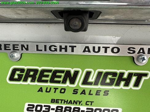 Used 2018 Chevrolet Traverse LT image 30