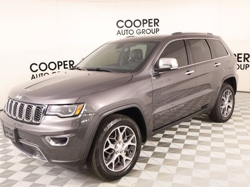 Used 2020 Jeep Grand Cherokee Limited AWD/4WD image 11