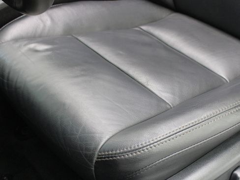 Used 2016 Toyota Avalon Touring image 35