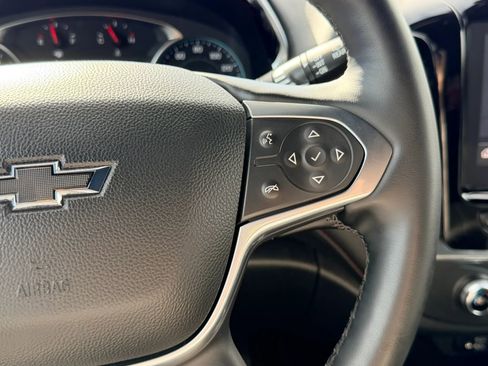 Used 2023 Chevrolet Traverse RS AWD/4WD image 15