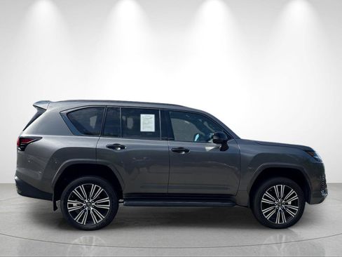 Used 2023 Lexus LX 600 4WD w/ Appearance Package image 6