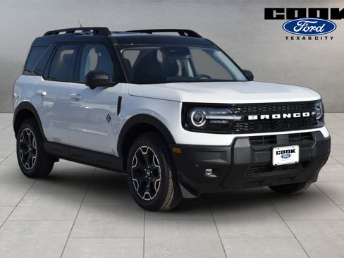New 2026 Ford Bronco Sport Outer Banks w/ Outer Banks Tech Package+ AWD/4WD image 2