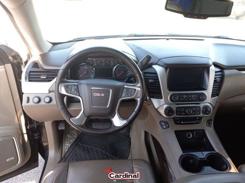 Used 2020 GMC Yukon SLT w/ Open Road Package image 28