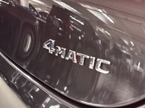 Used 2023 Mercedes-Benz GLC 300 4MATIC Coupe image 12