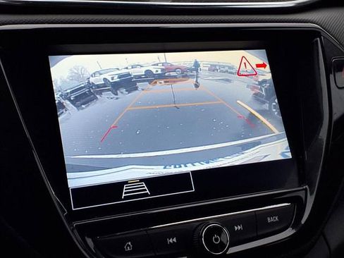 Used 2023 Chevrolet TrailBlazer LT w/ Convenience Package image 8