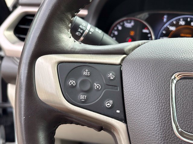 Used 2017 GMC Acadia Denali w/ Technology Package AWD/4WD image 20