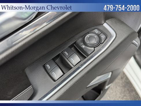 Used 2024 Chevrolet Silverado 2500 LT AWD/4WD image 16