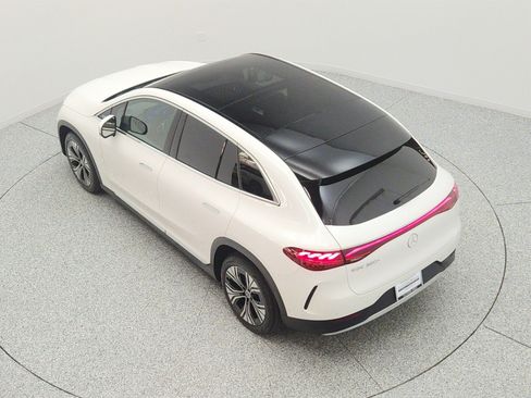 Certified 2026 Mercedes-Benz EQE 320+ SUV image 28