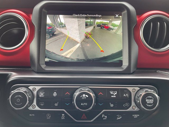 Used 2021 Jeep Wrangler Unlimited Rubicon AWD/4WD image 2