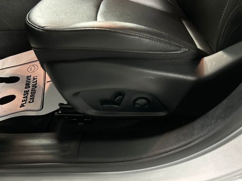 Used 2024 Jeep Compass Limited w/ High Altitude Package image 13