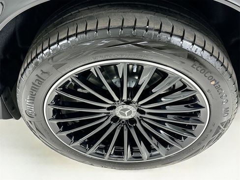 New 2026 Mercedes-Benz GLC 300 image 34