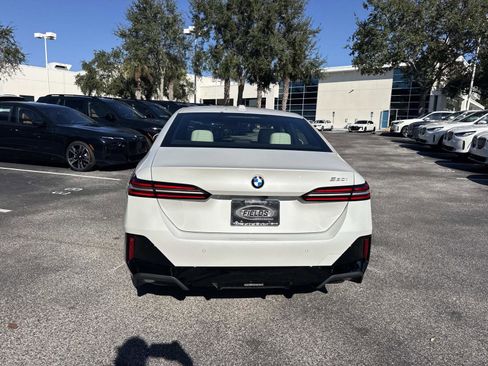 New 2026 BMW 530i w/ M Sport Package image 5