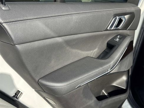 Used 2019 BMW X5 xDrive40i w/ Convenience Package image 20