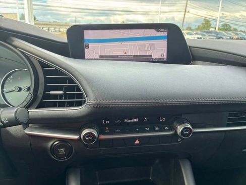 Used 2024 MAZDA MAZDA3 s FWD image 28