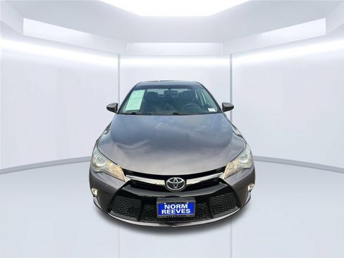 Used 2017 Toyota Camry SE FWD image 8