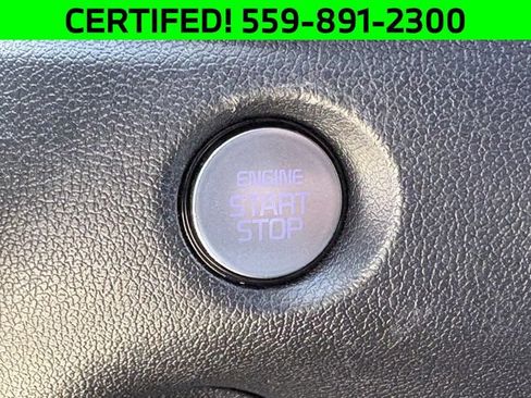 Certified 2025 Kia Sorento EX w/ Panoramic Sunroof Package FWD image 18