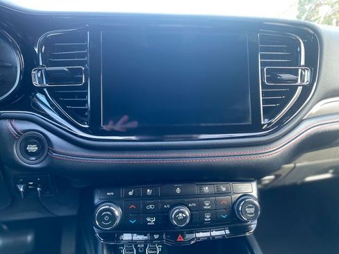 Used 2024 Dodge Durango GT RWD image 25
