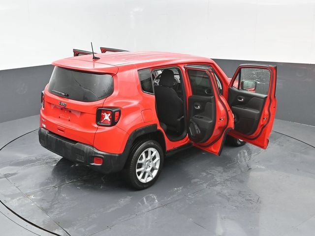 Used 2023 Jeep Renegade Latitude AWD/4WD image 25