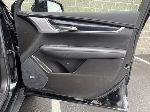 Certified 2025 Cadillac XT5 Premium Luxury image 37