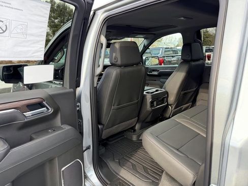 New 2026 GMC Sierra 1500 SLT w/ SLT Premium Package image 7