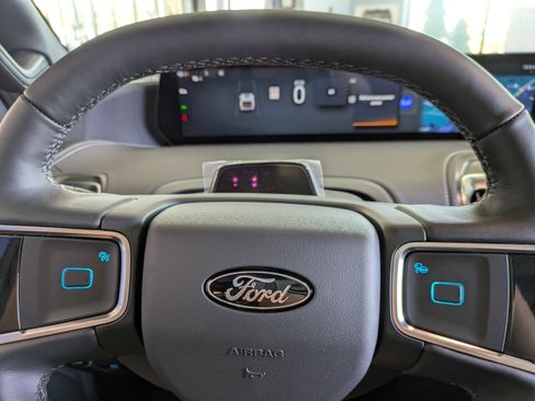 New 2025 Ford Expedition Max Platinum w/ Stealth Performance Package image 33