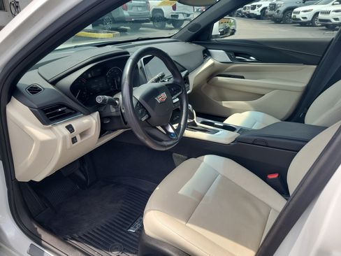 Used 2021 Cadillac CT4 Premium Luxury AWD/4WD image 16