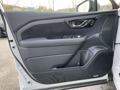 Certified 2025 Subaru Forester Touring w/ Protection Package image 5