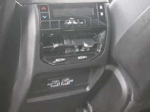 Used 2023 Jeep Grand Cherokee L Laredo AWD/4WD image 24