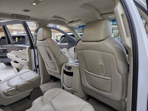 Used 2016 Cadillac Escalade 4WD image 26