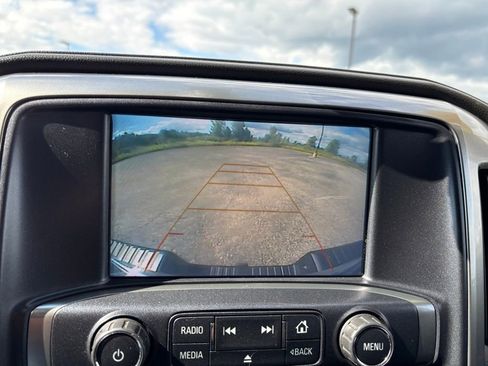 Used 2018 Chevrolet Silverado 1500 LTZ Z71 image 22