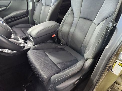 Used 2023 Subaru Ascent Premium w/ Convenience Package AWD/4WD image 12